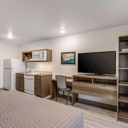 Woodspring Suites Detroit Фармингтон-Хиллз Экстерьер фото