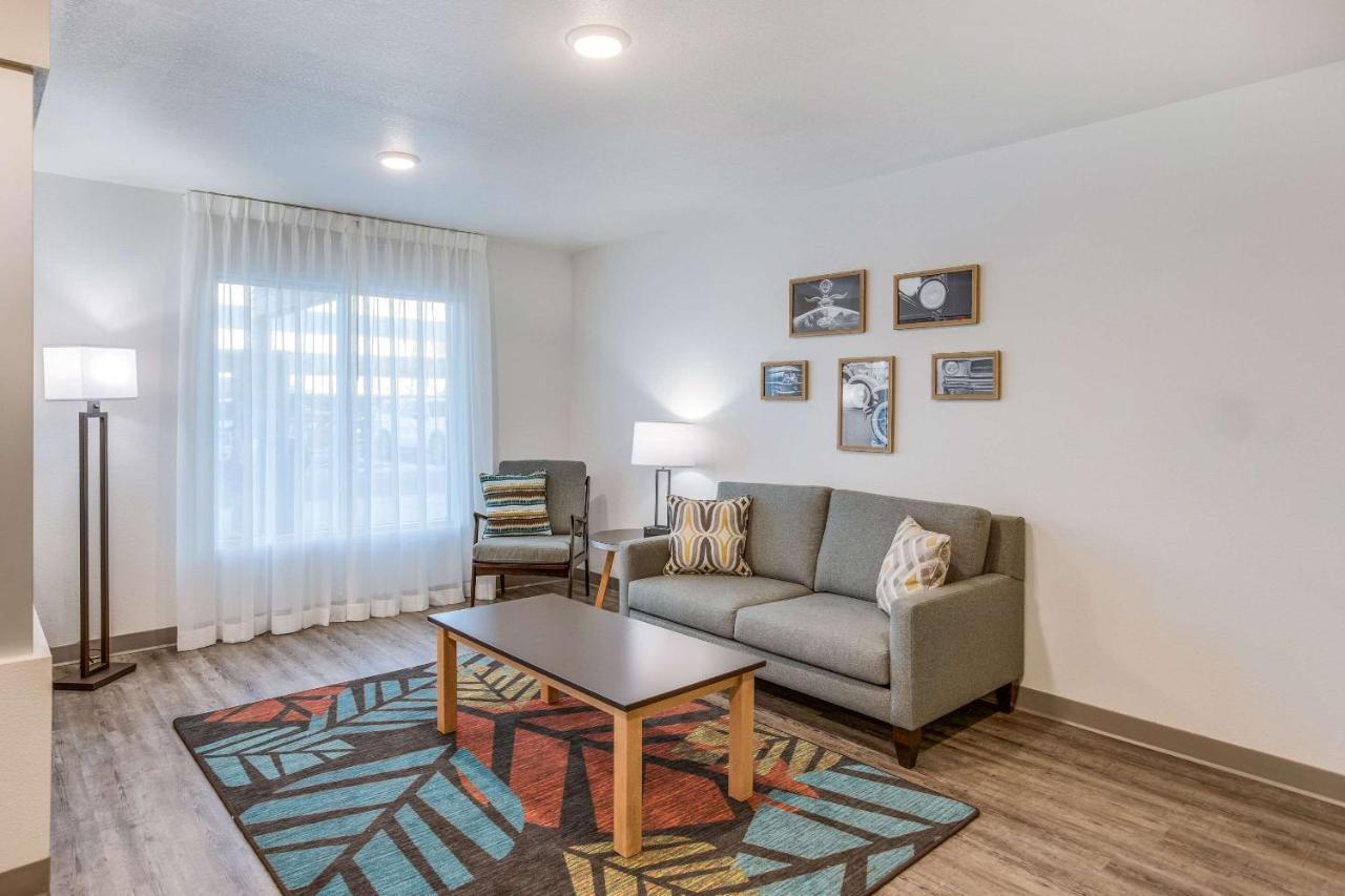 Woodspring Suites Detroit Фармингтон-Хиллз Экстерьер фото